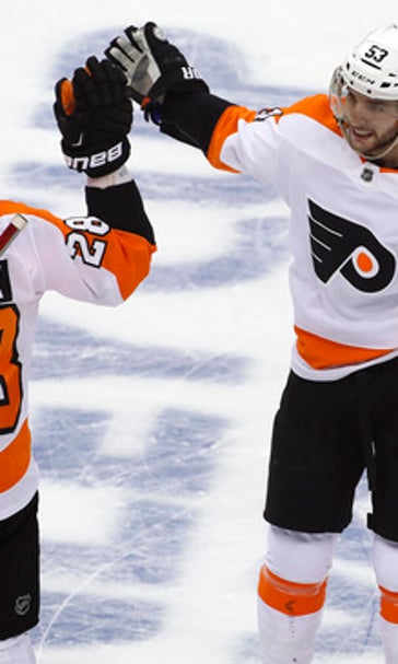 Flyers beat Penguins 5-1 in Game 2 to tie series